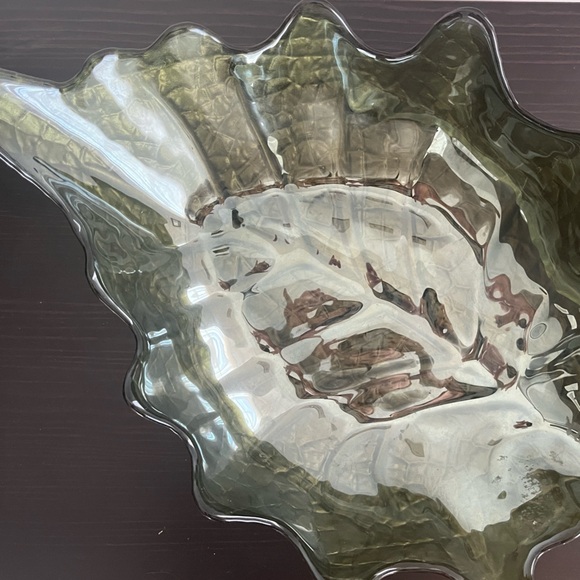Other - Pair of glass leaf bowls